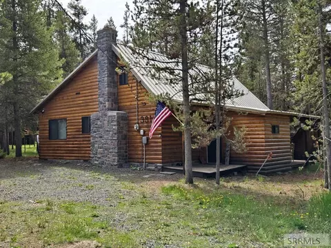 3812 Great Grey Owl, Island Park, ID 83429