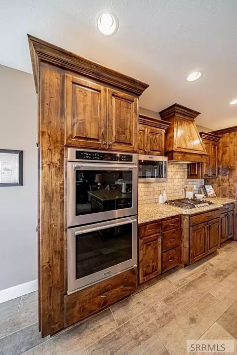 Kitchen - 3843 E 446 N, Rigby, ID 83442 photo 7 of 12