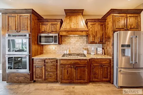 Kitchen - 3843 E 446 N, Rigby, ID 83442 photo 8 of 12