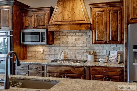 Kitchen - 3843 E 446 N, Rigby, ID 83442 photo 9 of 12