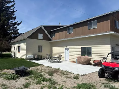 Exterior - 194 N 3600 E, Rigby, ID 83442 photo 8 of 11