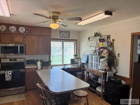 Kitchen - 194 N 3600 E, Rigby, ID 83442 photo 2 of 2