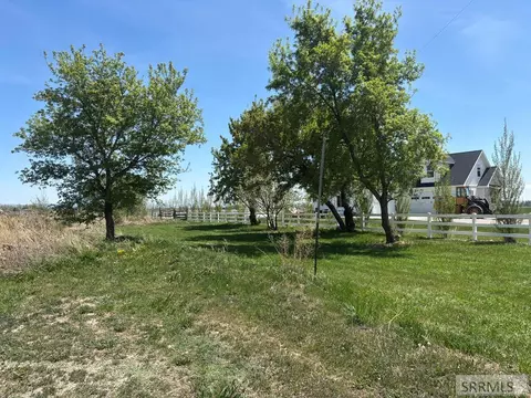 Exterior - 194 N 3600 E, Rigby, ID 83442 photo 9 of 11