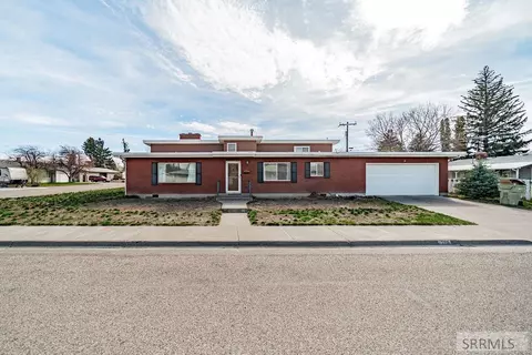 1788 Gallup St, Idaho Falls, ID 83404