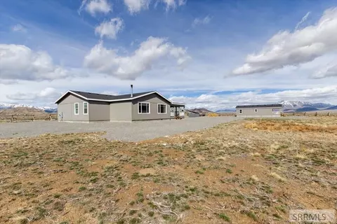 5897 W Remington Ridge Rd, Mackay, ID 83251