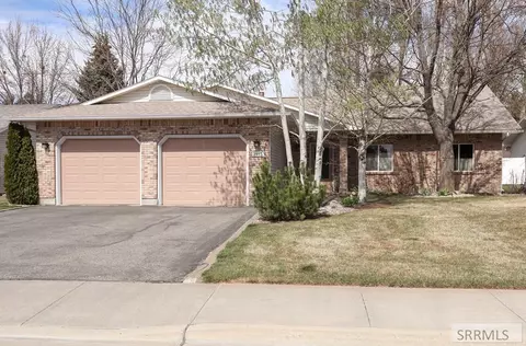 1915 Amanda Ct, Idaho Falls, ID 83402