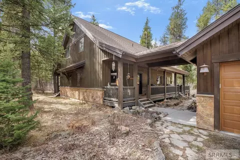 1533 Shadow Run, Ashton, ID 83420