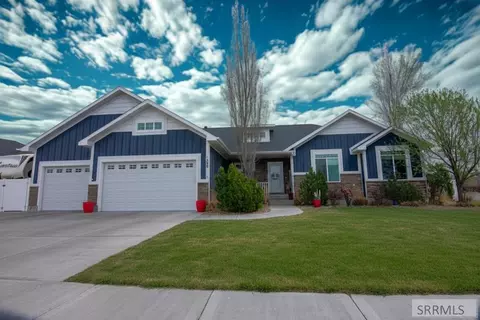1080 Red Robin Ave, Ammon, ID 83401