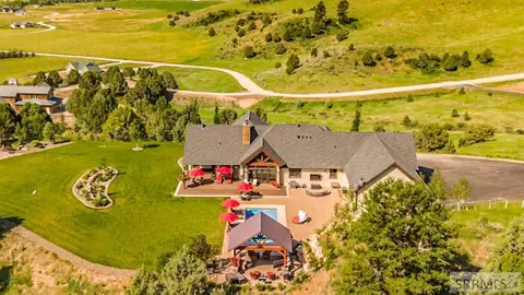 92 Swan Valley Meadows Dr, Swan Valley, ID 83449