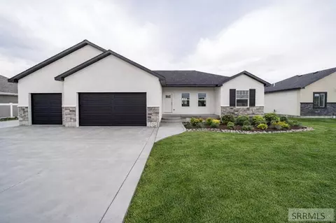 1631 Palm Springs Dr, Idaho Falls, ID 83404