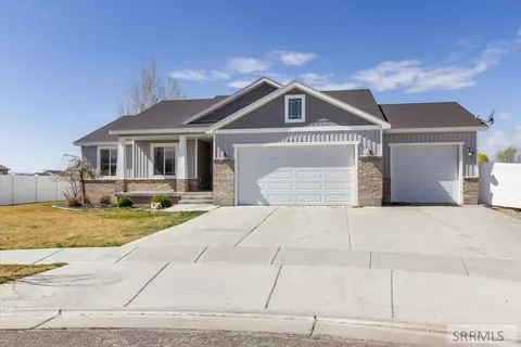 5776 Cedarwood Ln, Ammon, ID 83406