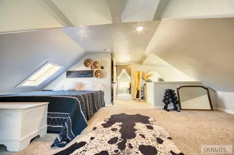 Bedroom - 3275 E 650 N, Menan, ID 83434 photo 1 of 6
