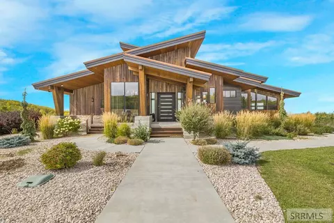 10465 Bluebird Rd, Rexburg, ID 83440
