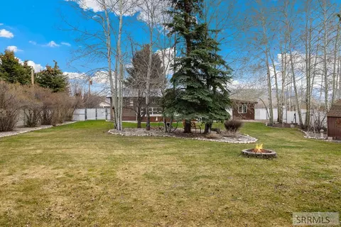 Exterior - 80 S 4th St, Driggs, ID 83422 photo 13 of 19