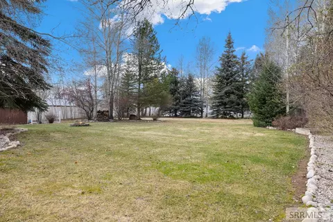 Exterior - 80 S 4th St, Driggs, ID 83422 photo 17 of 19