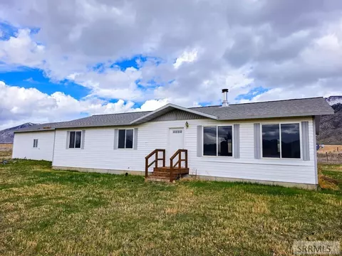 Exterior - 3530 W 4050 N, Moore, ID 83255 photo 3 of 5