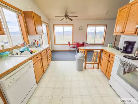 Kitchen - 3530 W 4050 N, Moore, ID 83255 photo 2 of 2