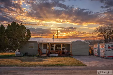 335 Augusta Dr, Arco, ID 83213