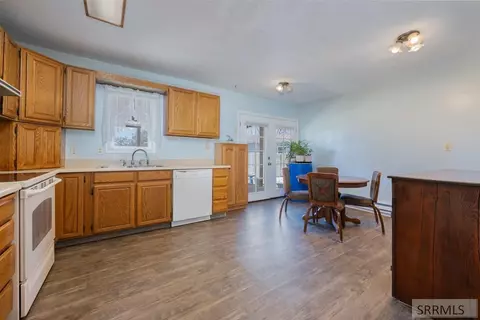 Kitchen - 335 Augusta Dr, Arco, ID 83213 photo 1 of 2