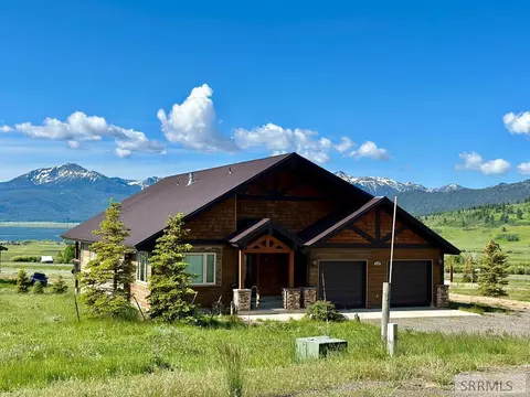 3676 Henrys Lake Cir, Island Park, ID 83429