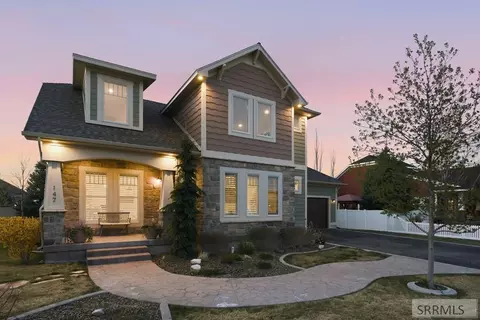 147 Casa Dr, Idaho Falls, ID 83404