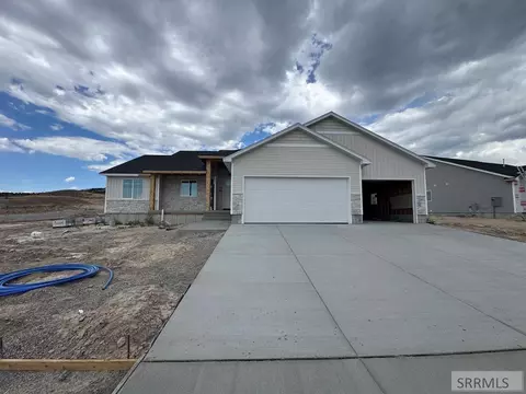 3032 Alexandre Dr, Pocatello, ID 83204