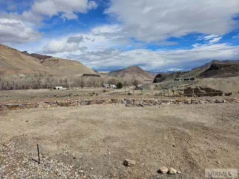 Exterior - 24 Pickett Loop, Challis, ID 83226 photo 14 of 23