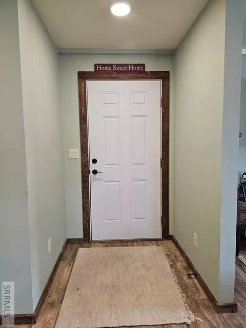 Entry Way - 24 Pickett Loop, Challis, ID 83226 photo 5 of 5