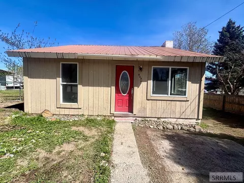 605 Neyman St, Salmon, ID 83467