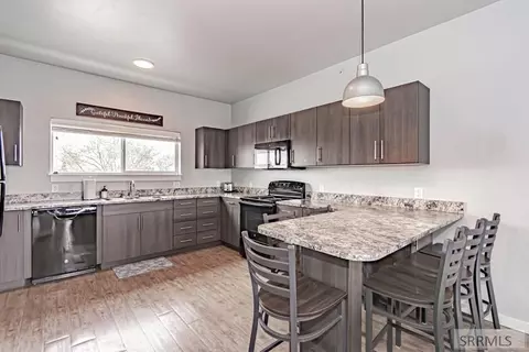 431 S 3rd W, Rexburg, ID 83440 photo 7