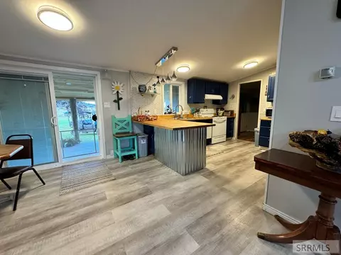 13539 S Robin Rd, Arimo, ID 83214 photo 7
