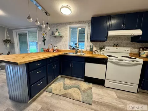 13539 S Robin Rd, Arimo, ID 83214 photo 5