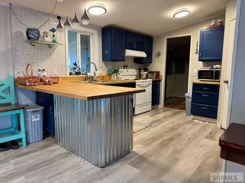 13539 S Robin Rd, Arimo, ID 83214 photo 8