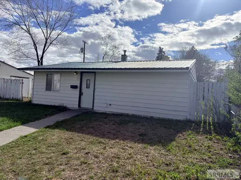 325 NW Bonneville Dr, Idaho Falls, ID 83401