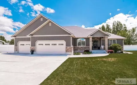 3641 Tuscany Dr, Idaho Falls, ID 83404