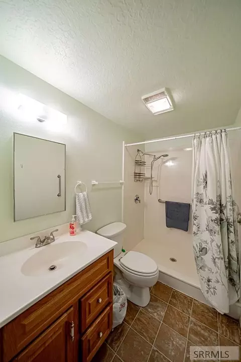 Bath - 202 Adams St, Firth, ID 83236 photo 1 of 3