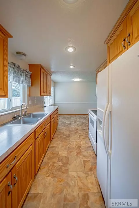 Kitchen - 202 Adams St, Firth, ID 83236 photo 4 of 4