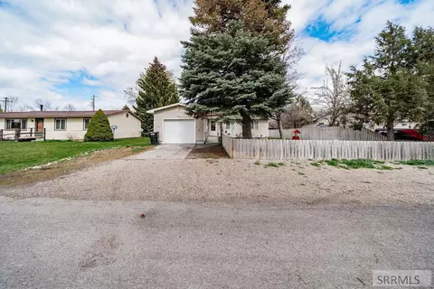 202 Adams St, Firth, ID 83236