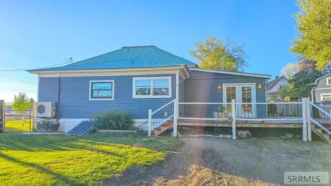 Exterior - 210 E Salmon Ave, Arco, ID 83213 photo 6 of 13