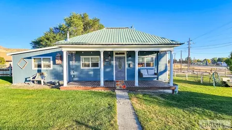 Exterior - 210 E Salmon Ave, Arco, ID 83213 photo 2 of 13