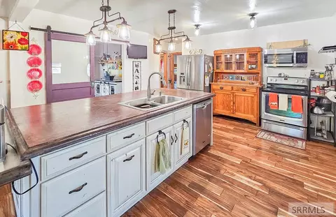 Kitchen - 210 E Salmon Ave, Arco, ID 83213 photo 4 of 5