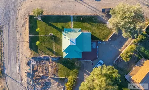 View/Area - 210 E Salmon Ave, Arco, ID 83213 photo 1 of 1