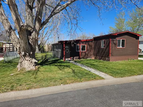 402 Violet St, Rexburg, ID 83440