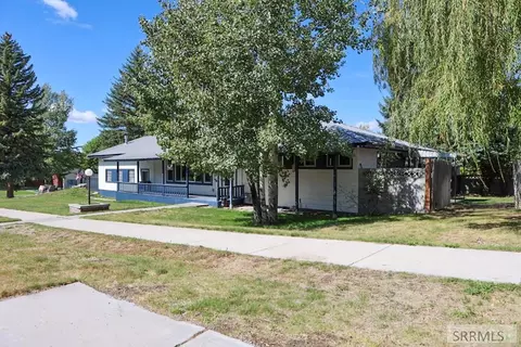 Exterior - 305 E 3rd S, Rexburg, ID 83440 photo 3 of 9