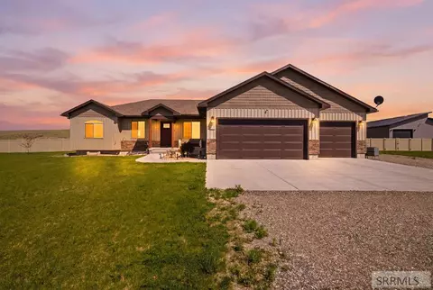 7647 S Packbridge Ln, Idaho Falls, ID 83406