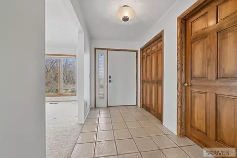 Entry Way - 435 N 1500 E, Saint Anthony, ID 83445 photo 1 of 2