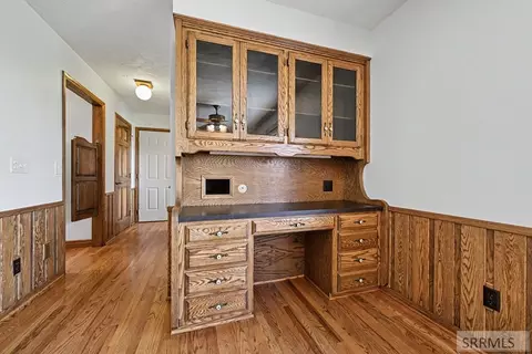 Entry Way - 435 N 1500 E, Saint Anthony, ID 83445 photo 2 of 2