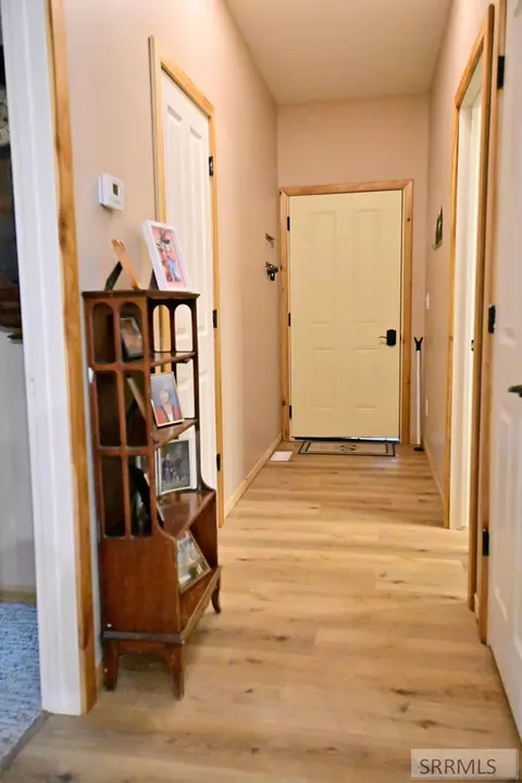 Entry Way - 71 Lookout Cir, Irwin, ID 83428 photo 3 of 3