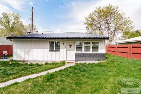1123 E Halsey St, Idaho Falls, ID 83401