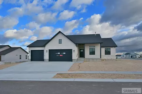 3701 Kingsboro Ave, Ammon, ID 83406